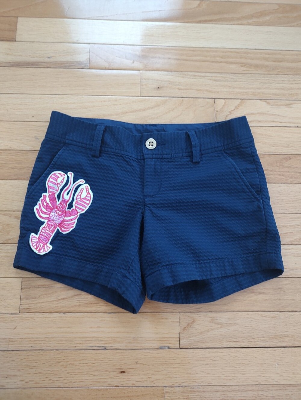 Lilly Pulitzer lobster applique seersucker Callahan shorts 0